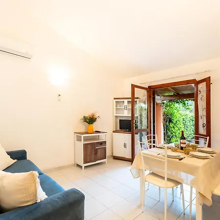 Apartment Isa-apartments With Air Conditioning And Private Outdoor Space In
