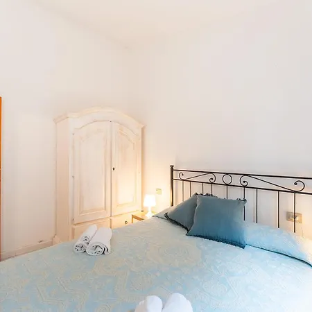Apartment Isa-apartments With Air Conditioning And Private Outdoor Space In